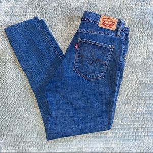 Levi’s 721 high rise skinny jean size 31